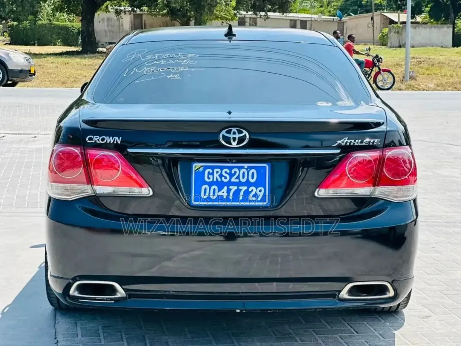 Toyota Crown 2011 Black