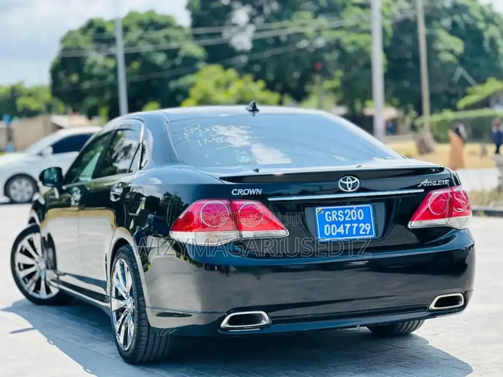Toyota Crown 2011 Black