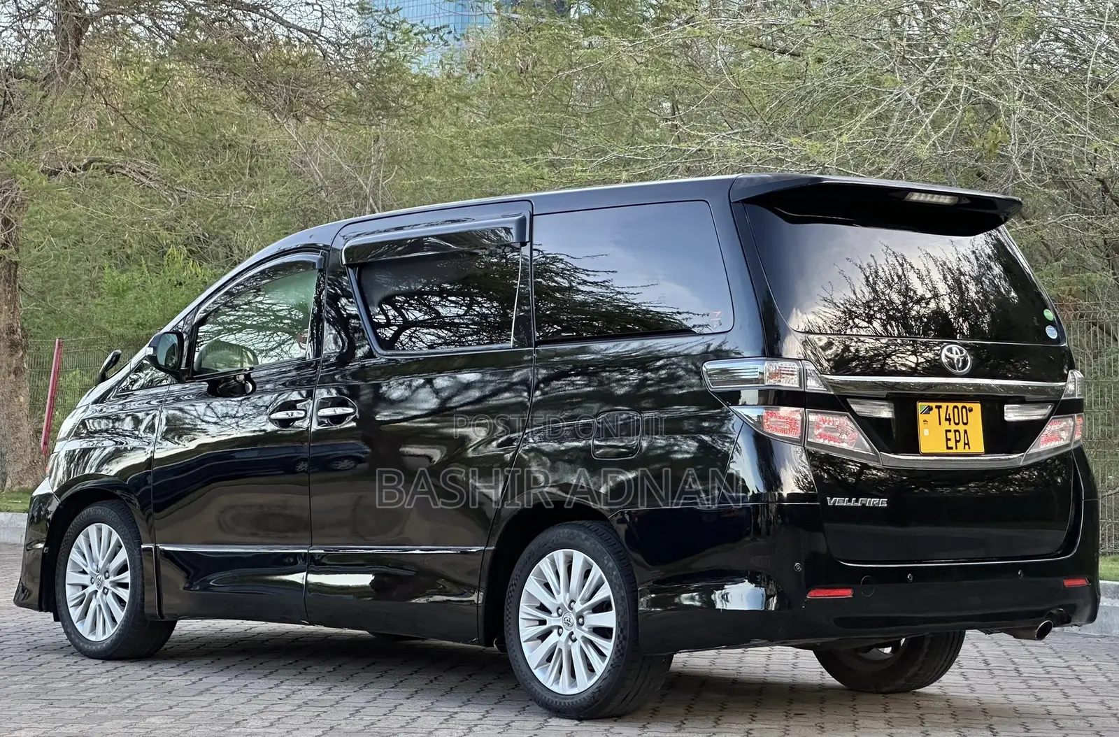 Toyota Vellfire 2013 Black