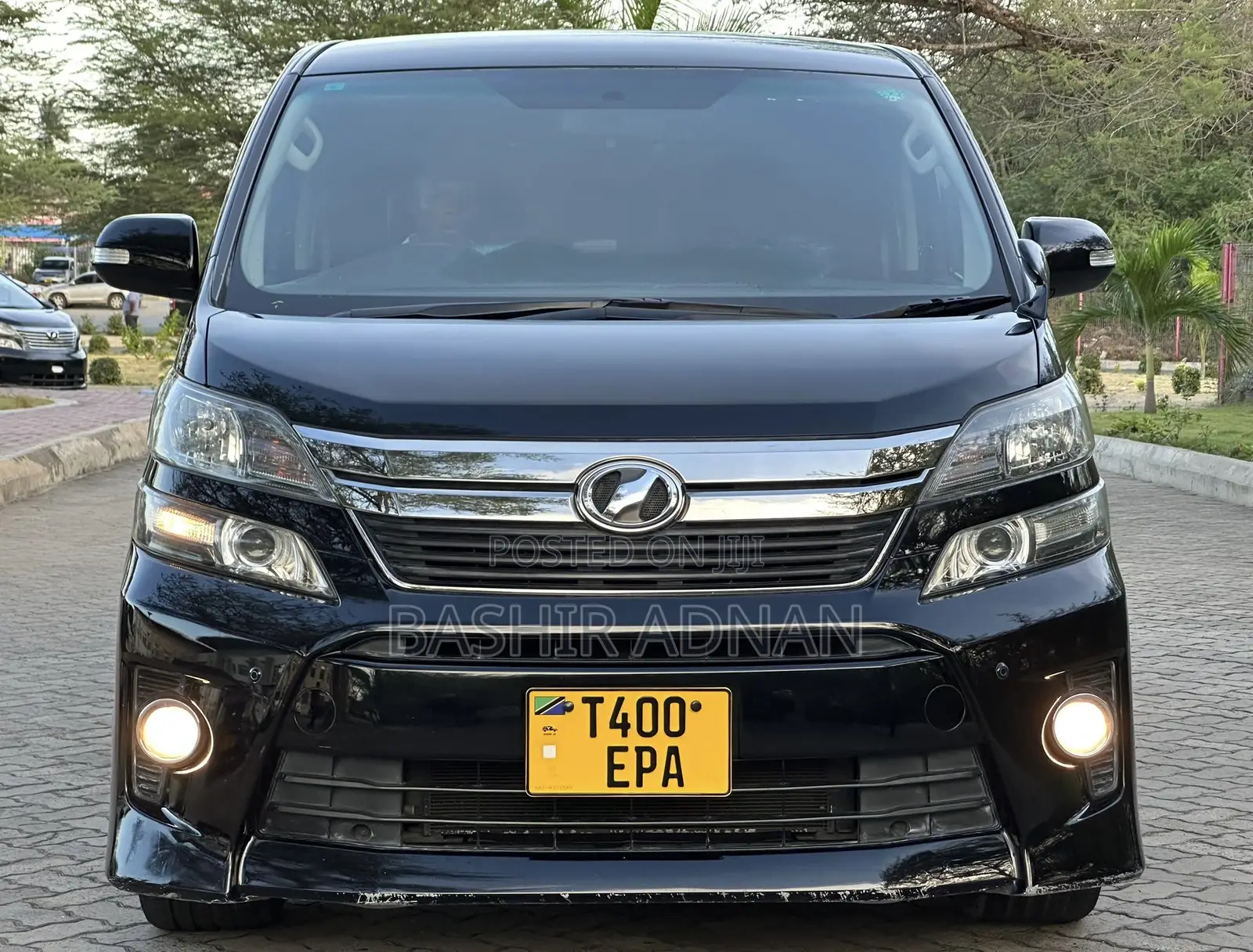 Toyota Vellfire 2013 Black