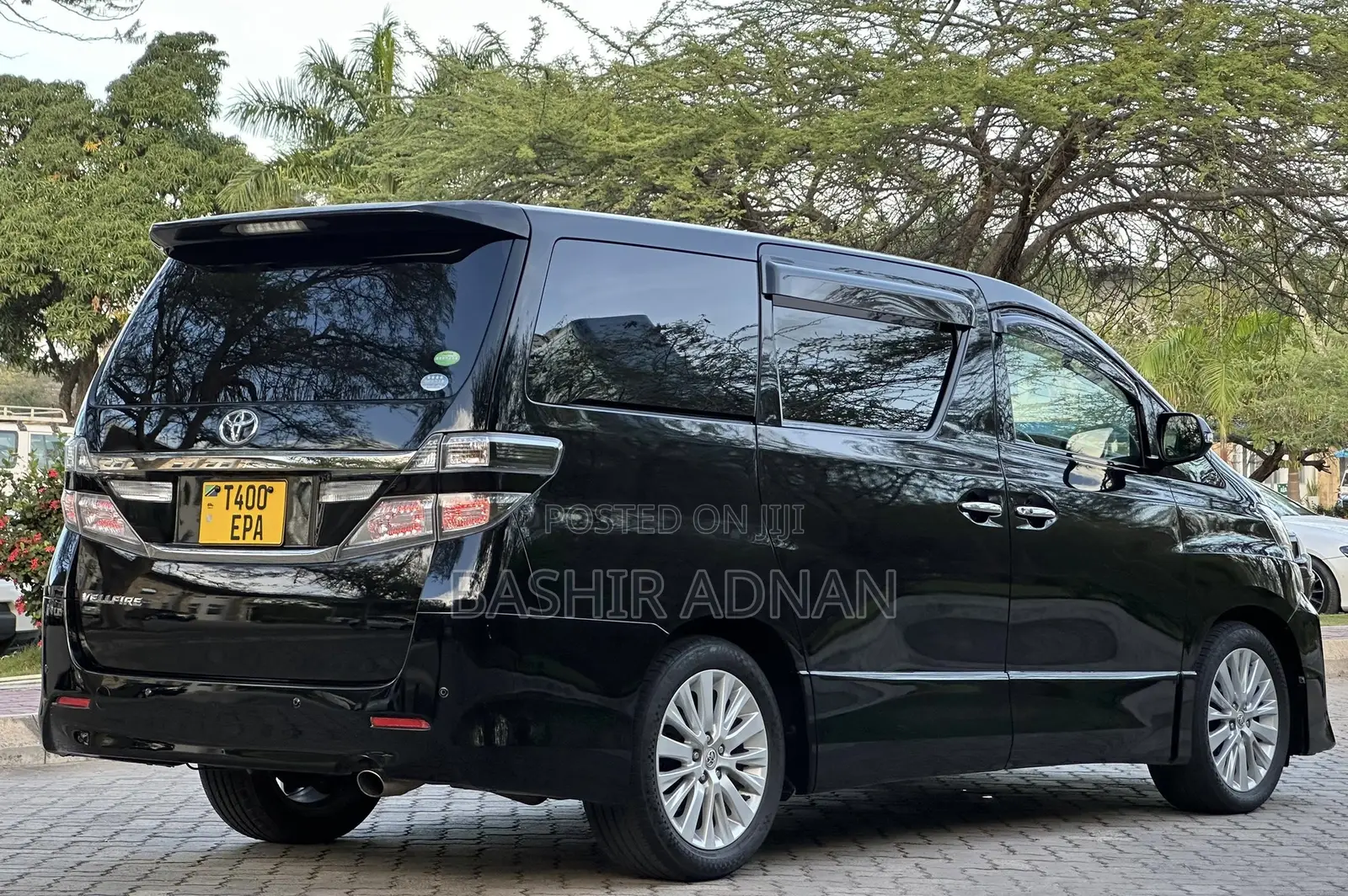 Toyota Vellfire 2013 Black
