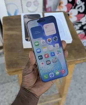 New Apple iPhone 16 Pro Max 256 GB Gold
