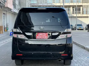 Toyota Vellfire 2010 Black