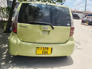 Toyota Passo 2008 Yellow