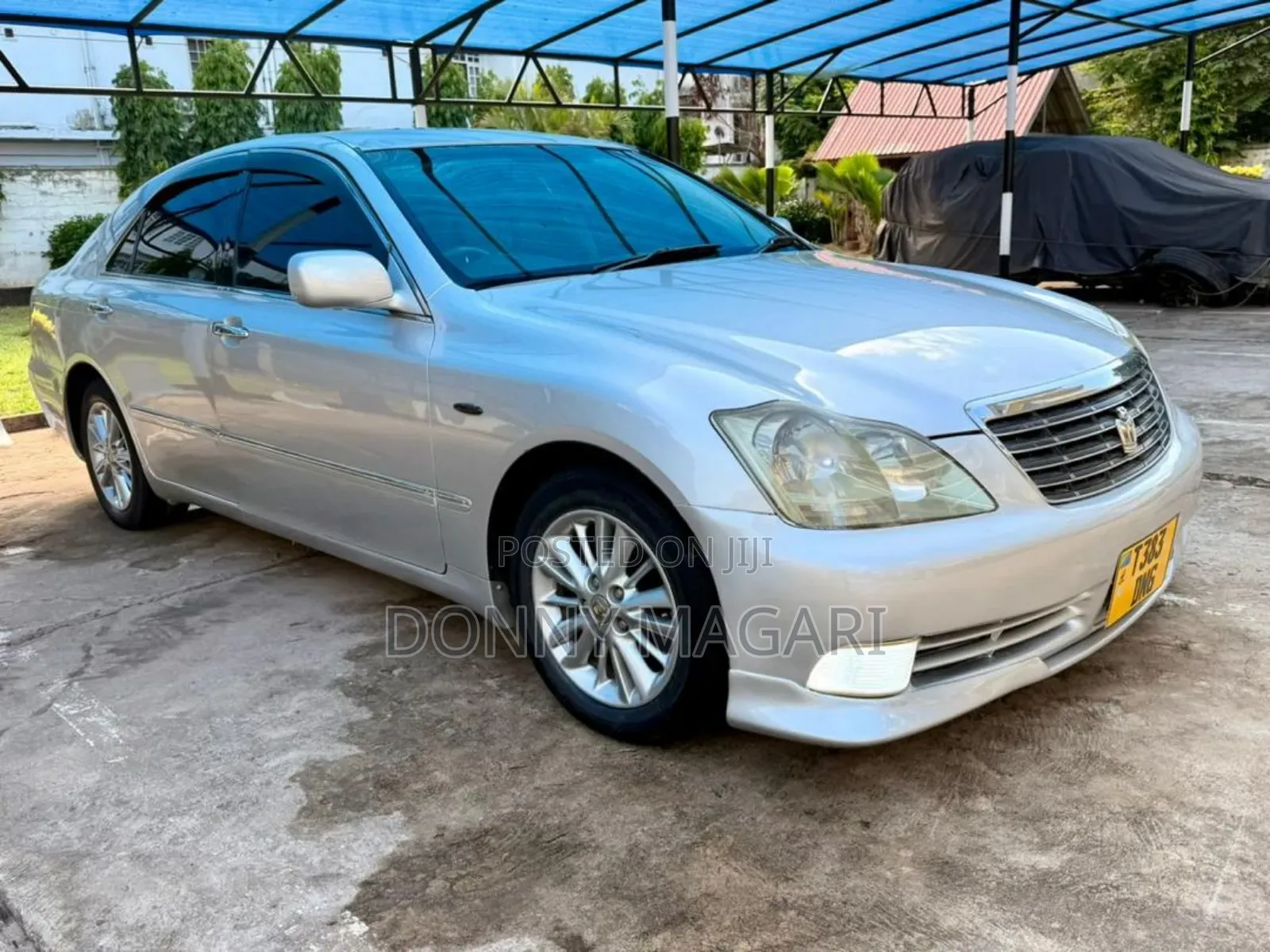 Toyota Crown 2004 Silver