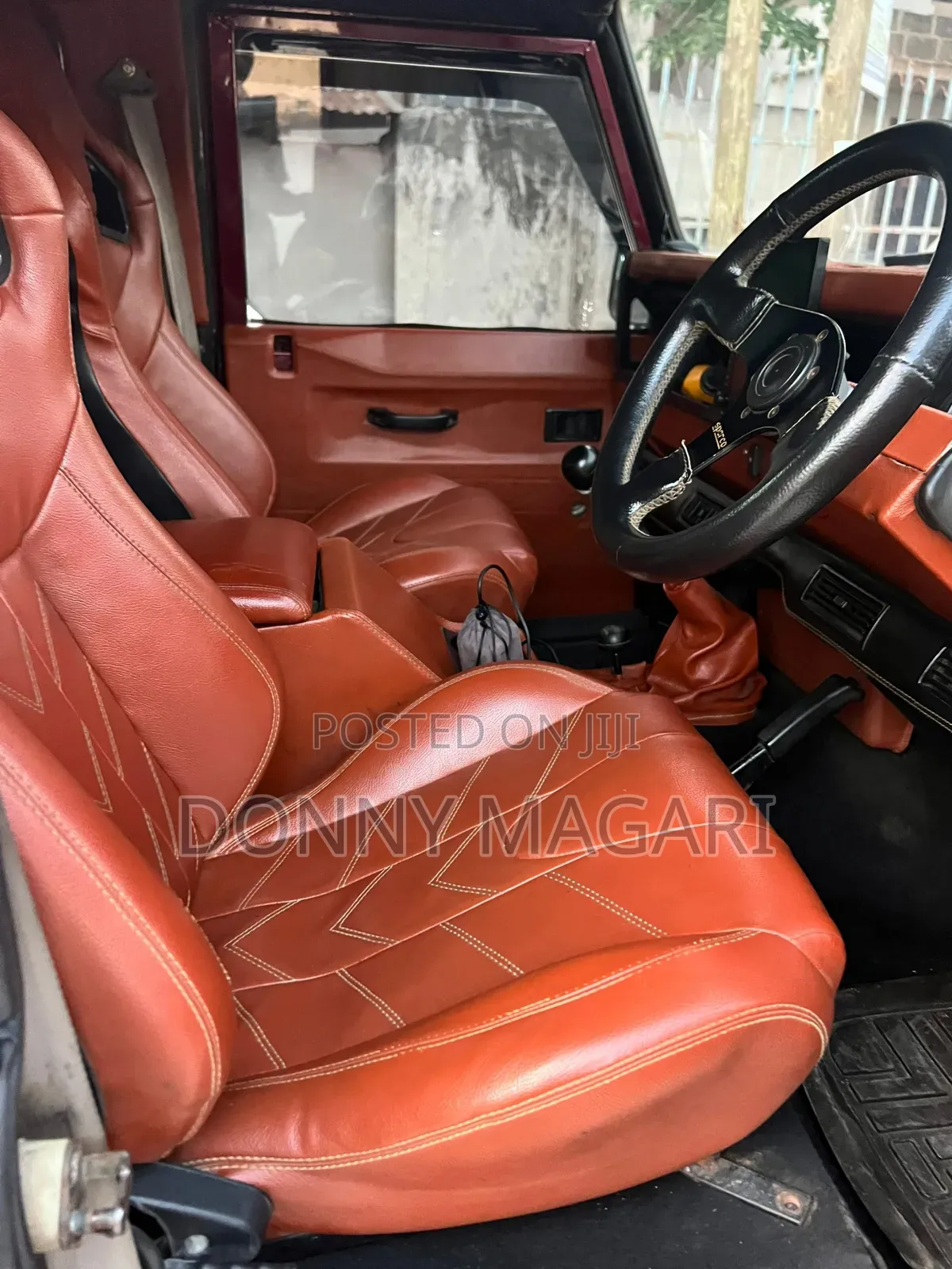 Land Rover Defender 2021 Red