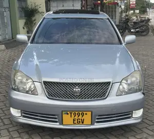 Toyota Crown Royale 2005 Blue
