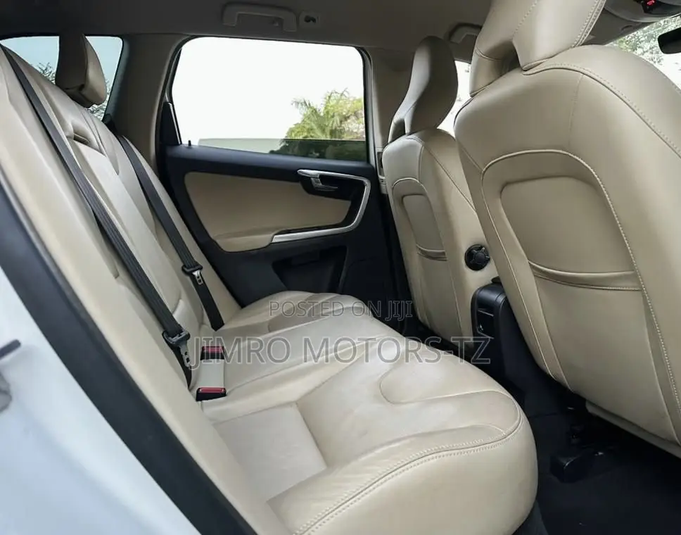 Volvo XC60 2014 White