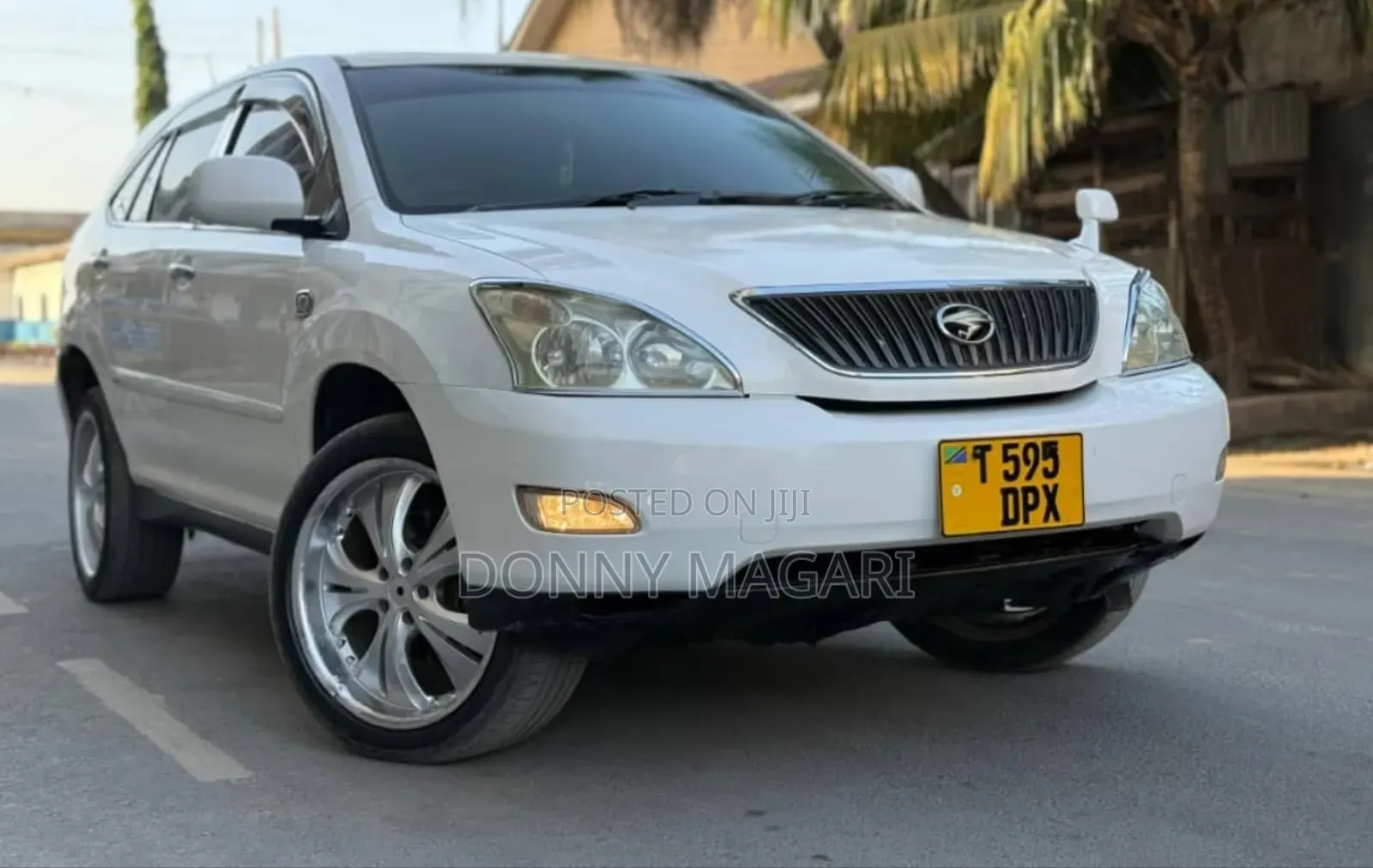 Toyota Harrier 2005 White