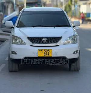 Toyota Harrier 2005 White