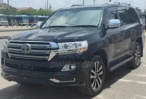 Toyota Land Cruiser 4.6 V8 ZX 2016 Black