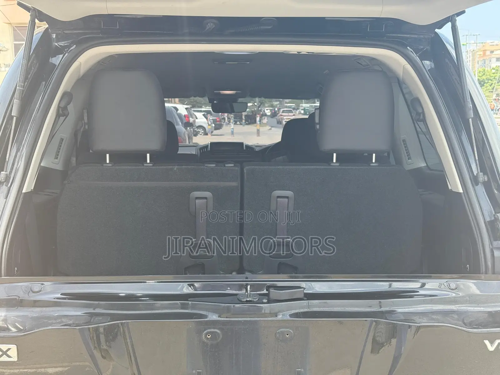 Toyota Land Cruiser 4.6 V8 ZX 2016 Black