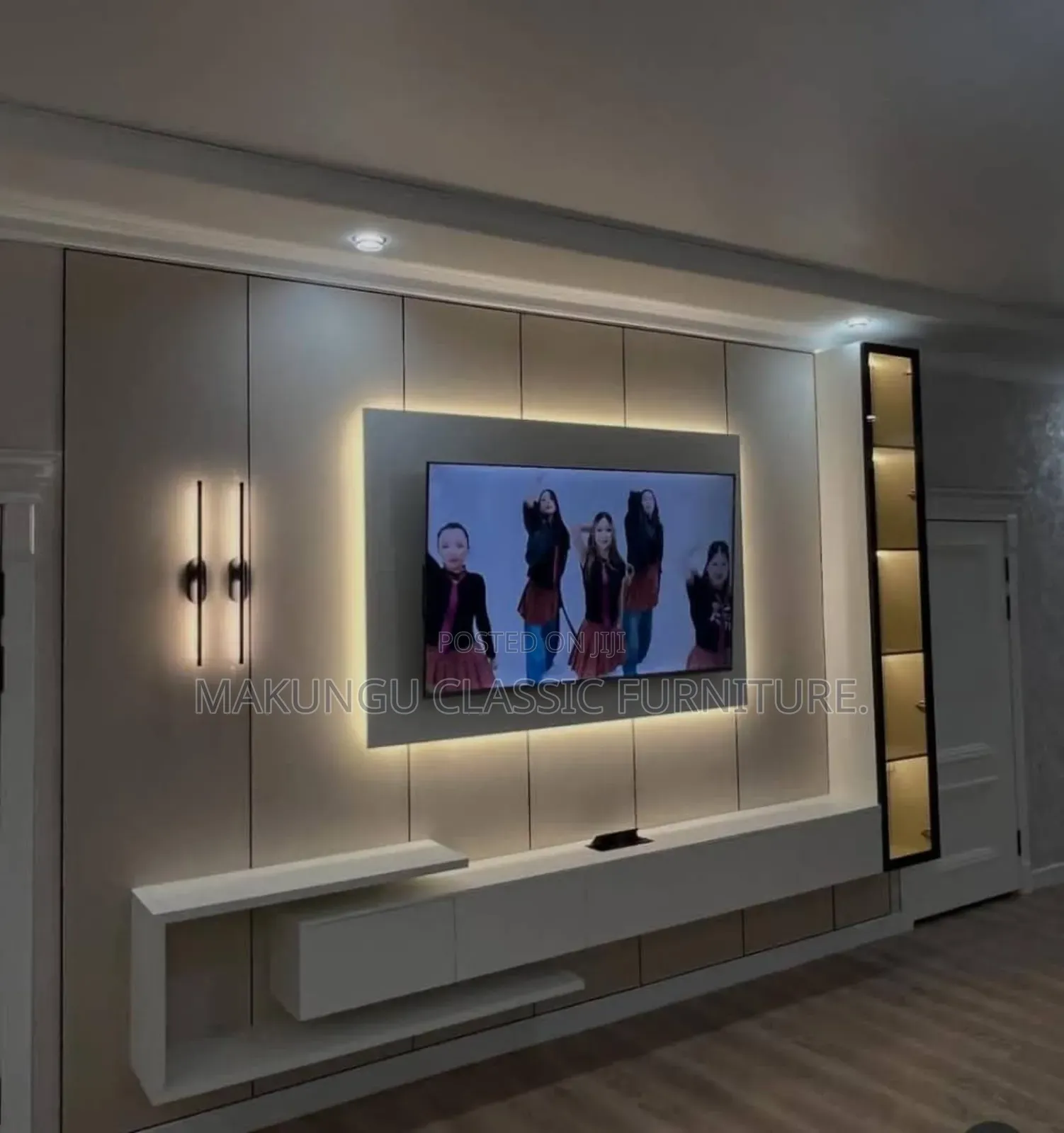 Tv Wall Unit and Showcase Decoration