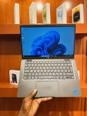 Laptop Dell Latitude 7420 16GB Intel Core i5 SSD 256GB
