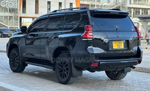 Toyota Land Cruiser Prado 2012 Black