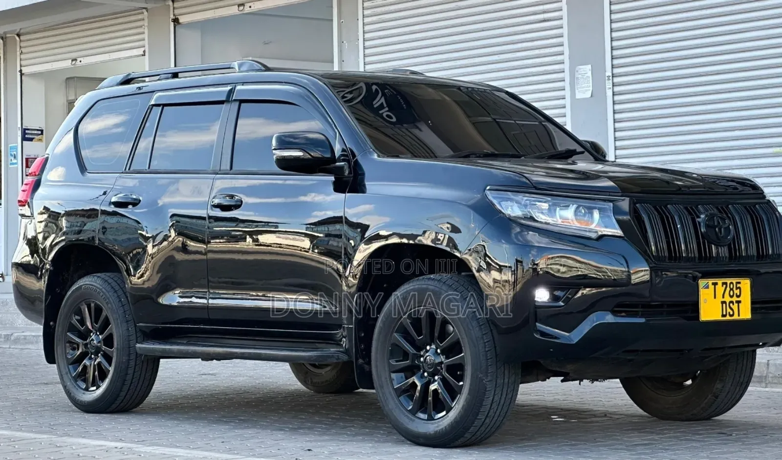 Toyota Land Cruiser Prado 2012 Black