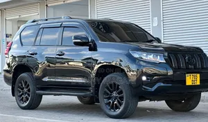 Toyota Land Cruiser Prado 2012 Black