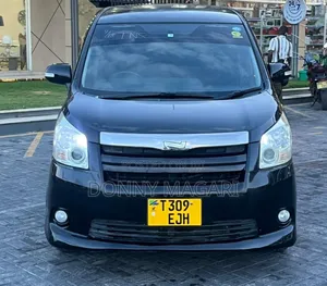 Toyota Noah 2008 Black