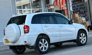 Toyota RAV4 2004 Pearl
