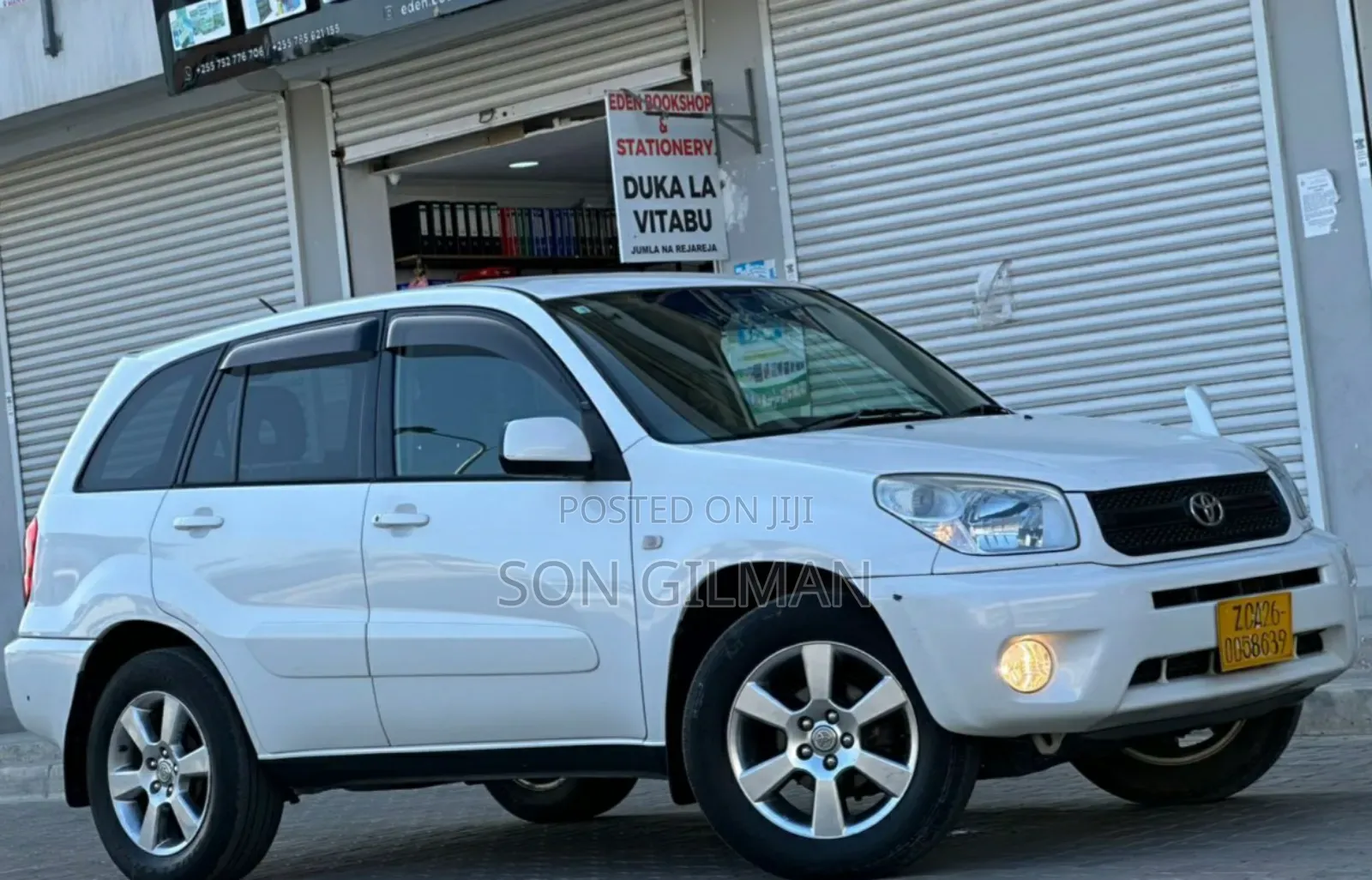 Toyota RAV4 2004 Pearl