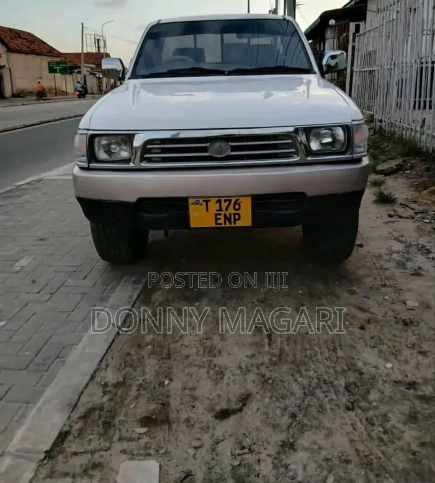 Toyota Hilux 2018 White