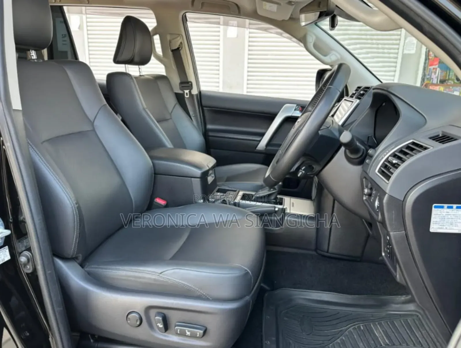 Toyota Land Cruiser Prado 2023 Black