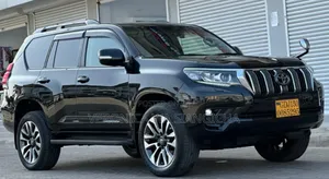 Toyota Land Cruiser Prado 2023 Black