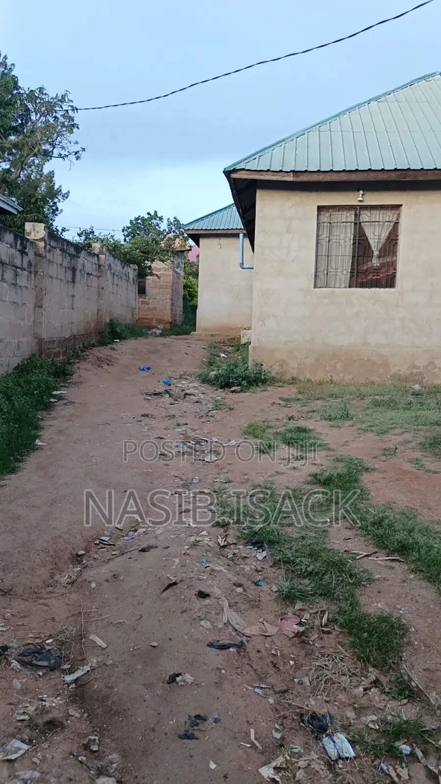 3bdrm House in Nyasaka for sale