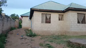 3bdrm House in Nyasaka for sale