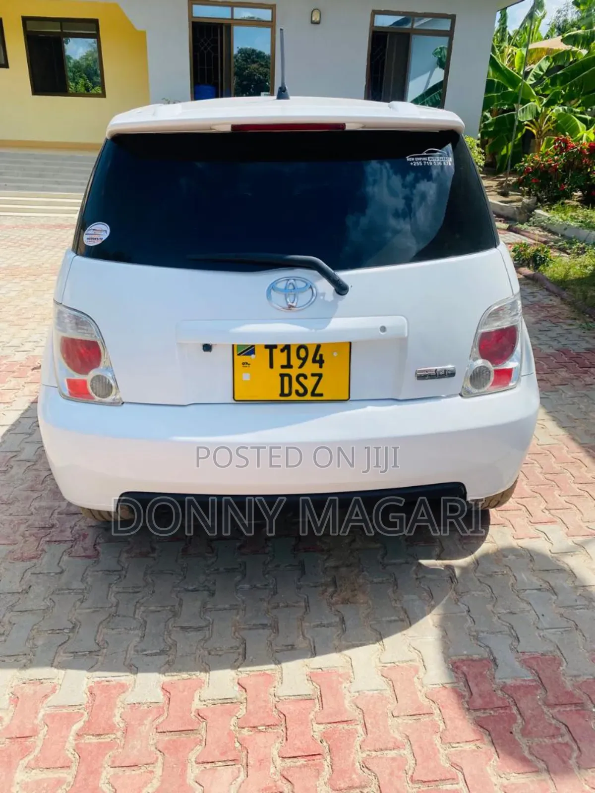 Toyota IST 2005 White