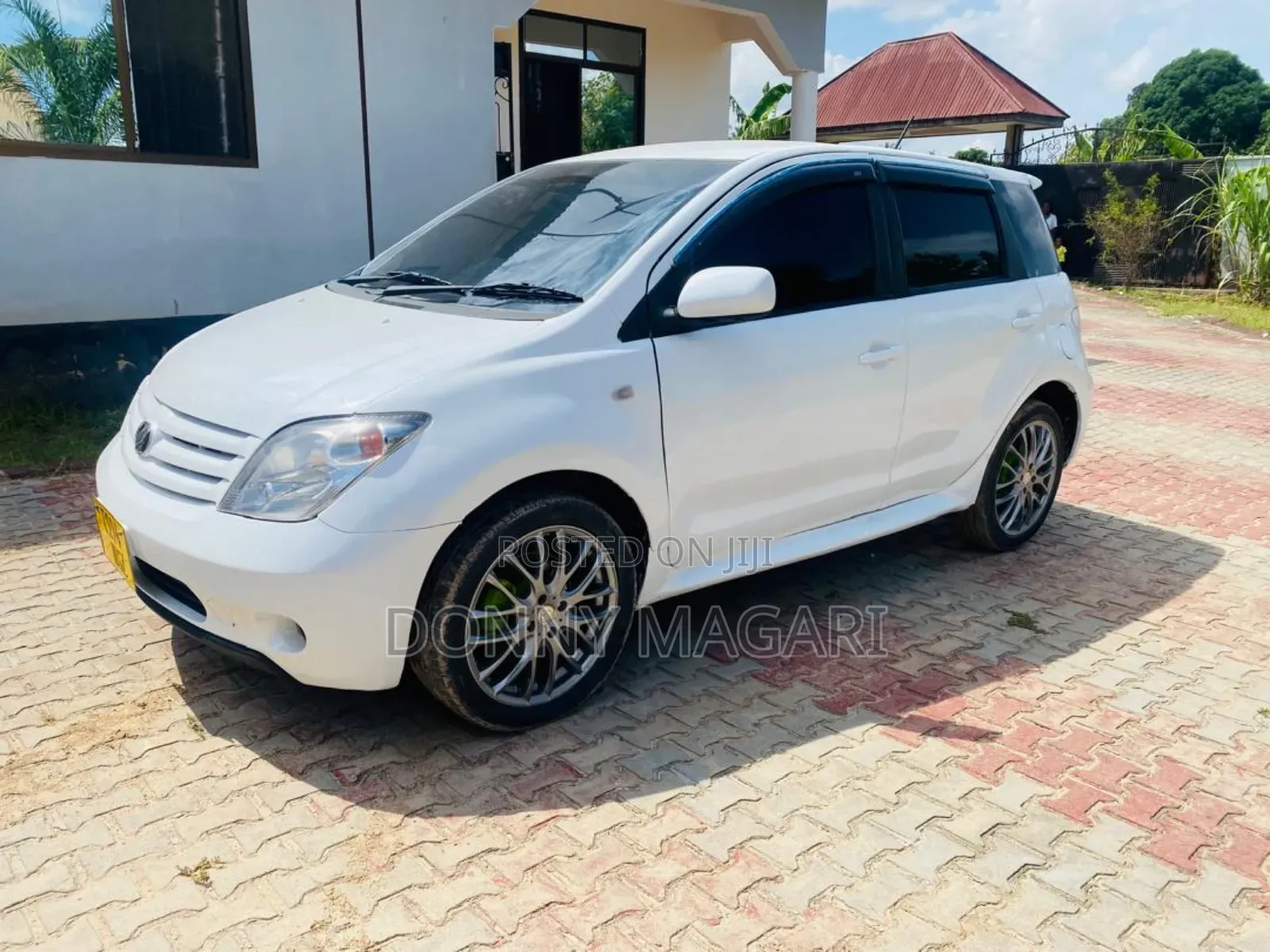 Toyota IST 2005 White