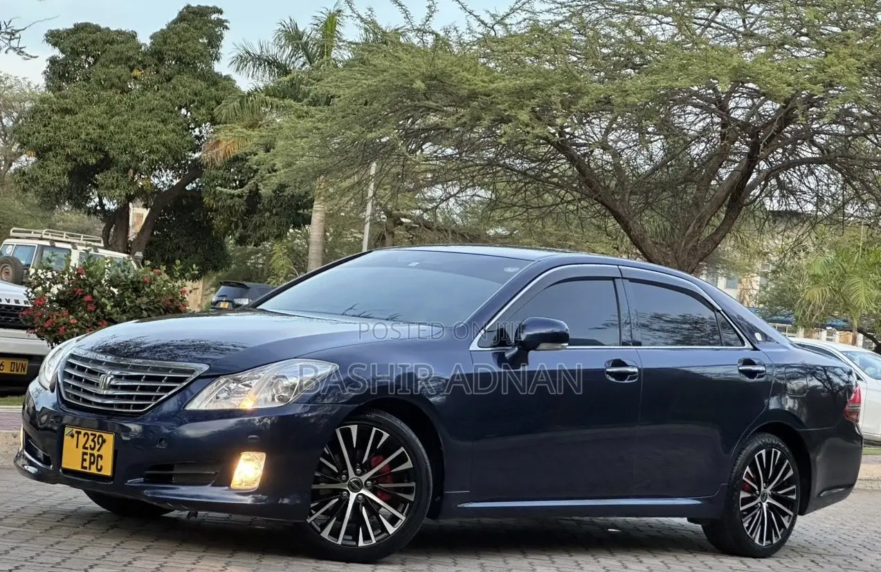 Toyota Crown 2008 Blue