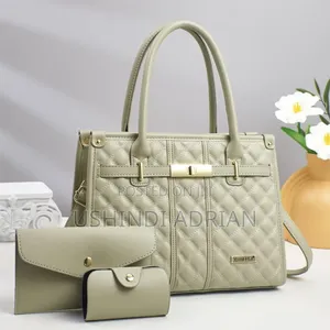 Royal Grace Handbag–Mkoba Wa Neema Ya Kifalme