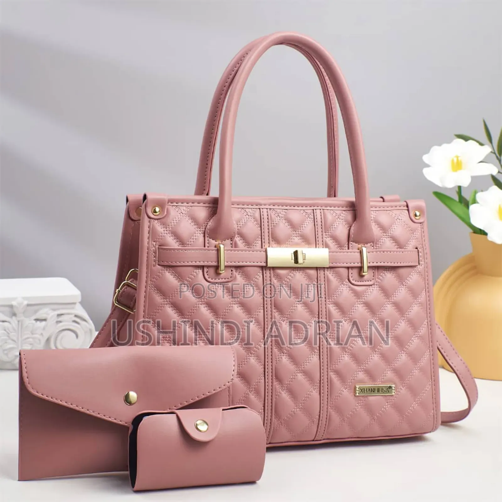 Royal Grace Handbag–Mkoba Wa Neema Ya Kifalme