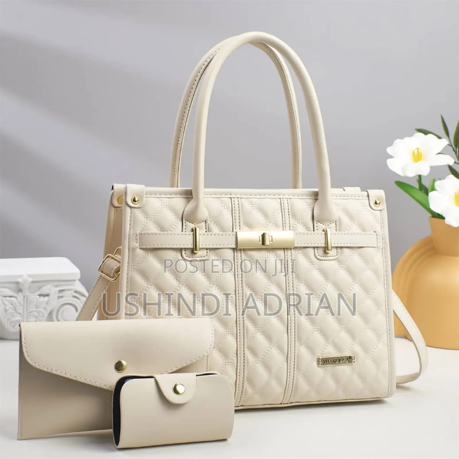 Royal Grace Handbag–Mkoba Wa Neema Ya Kifalme