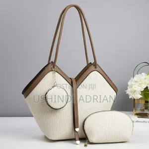 Luxury Queen Handbag–Mkoba Wa Malkia Wa Kifahari