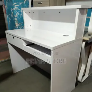 Modern Reception Desk (White)