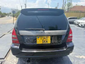 Subaru Forester 2004 Black