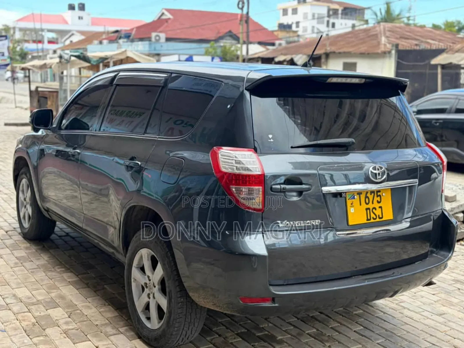 Toyota Vanguard 2008 Gray