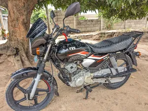TVS HLX 125 2024 Black