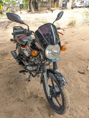 TVS HLX 125 2024 Black
