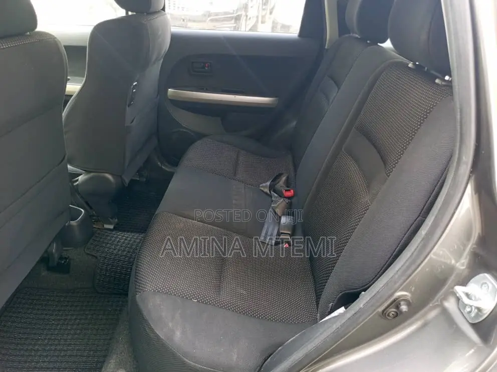 Toyota IST 2004 Gray