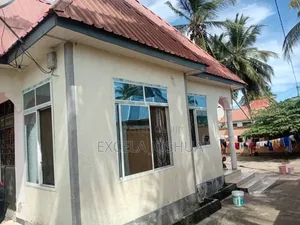 3bdrm House in Excela Joshua, Msongola for sale