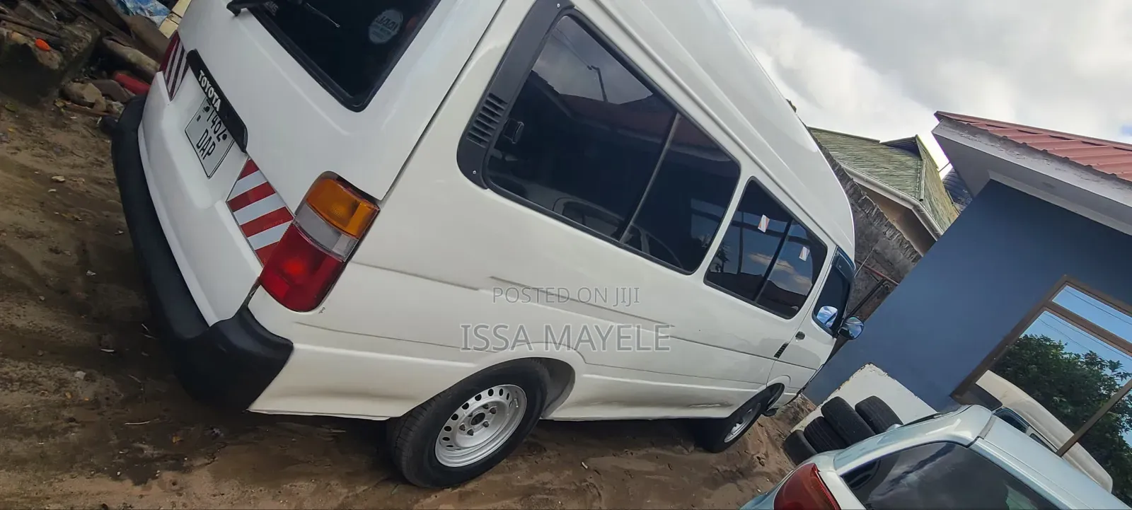 Toyota HiAce 2006 White