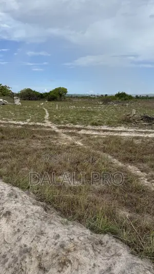 Kiwanja Kinauzwa Kigamboni