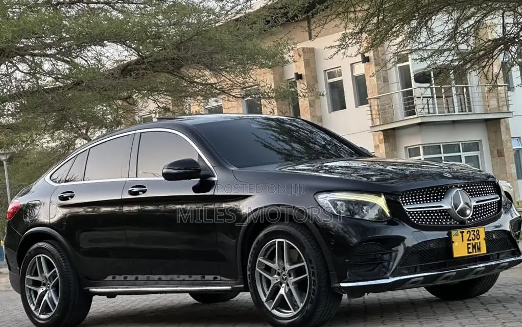Mercedes-Benz GLC-Class 2017 Black