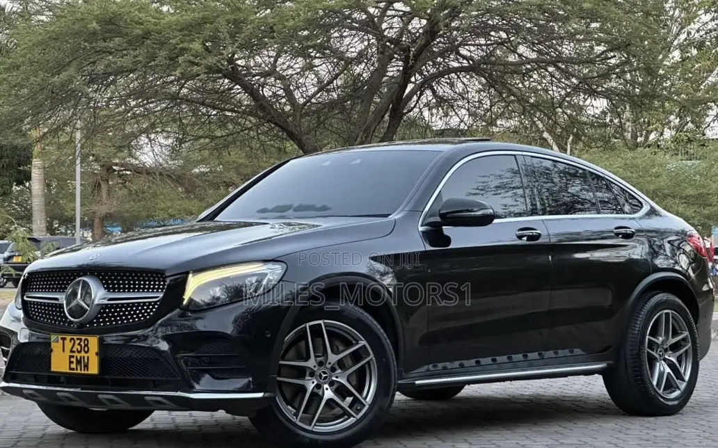 Mercedes-Benz GLC-Class 2017 Black
