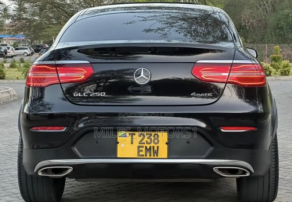 Mercedes-Benz GLC-Class 2017 Black