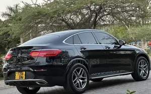 Mercedes-Benz GLC-Class 2017 Black