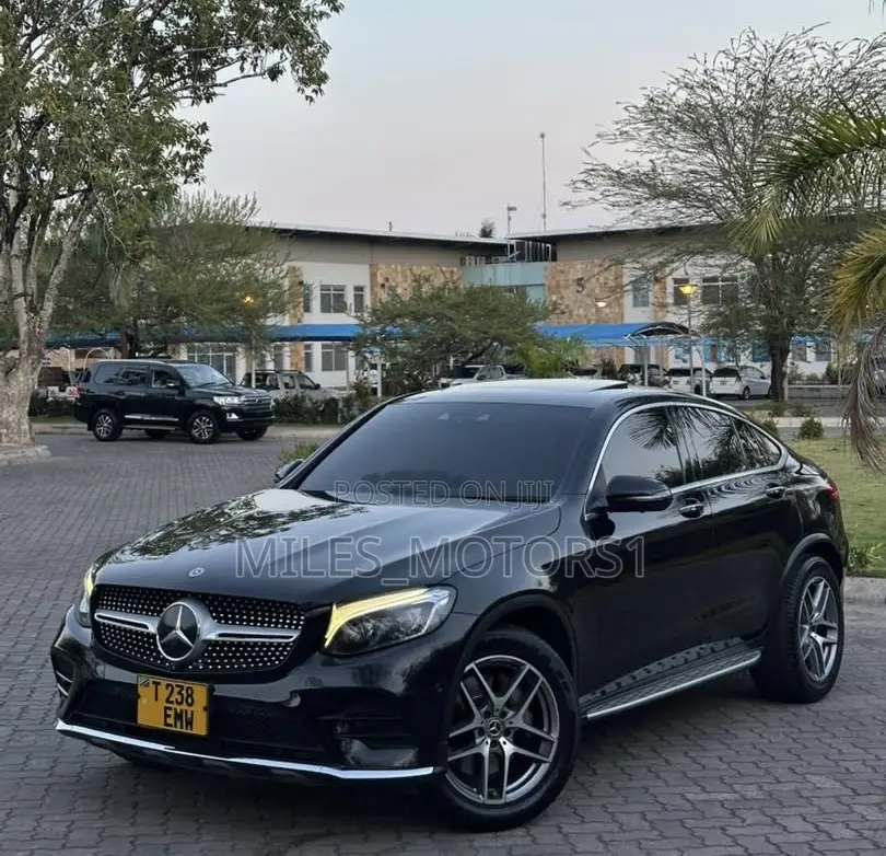 Mercedes-Benz GLC-Class 2017 Black